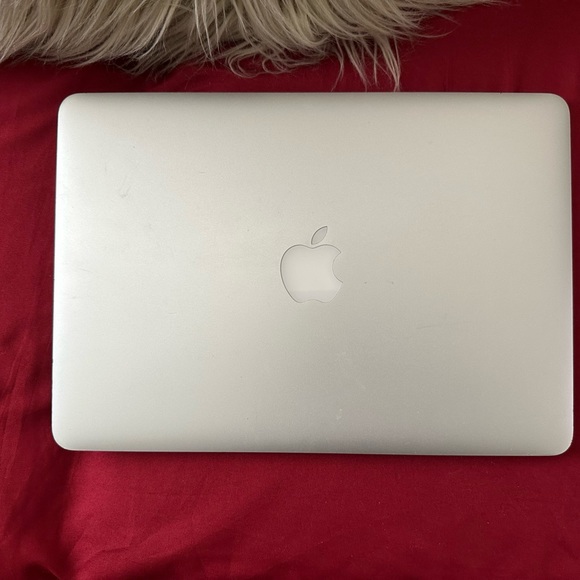 MacBook Pro 13” Retina late 2013 in EUC - Picture 4 of 8